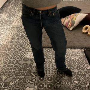 Levis jeans  - Vintage Levis 501. Köpta second hand men i fint skick. W29 & L30. 😀Kom gärna med prisförslag 