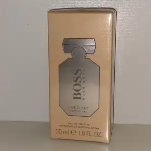 Helt ny Hugo Boss parfym 30ml oöppnad med plasten kvar🙌🏼