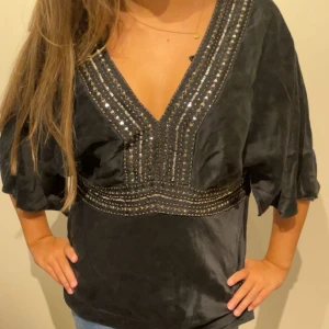 Fest blus - Jättebra skick.