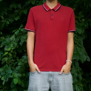 Röd Ben Sherman Piké - Modellen 180cm  Väldigt fint skick✅