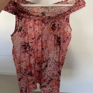 Offshoulder från twist&tango, nyskick 