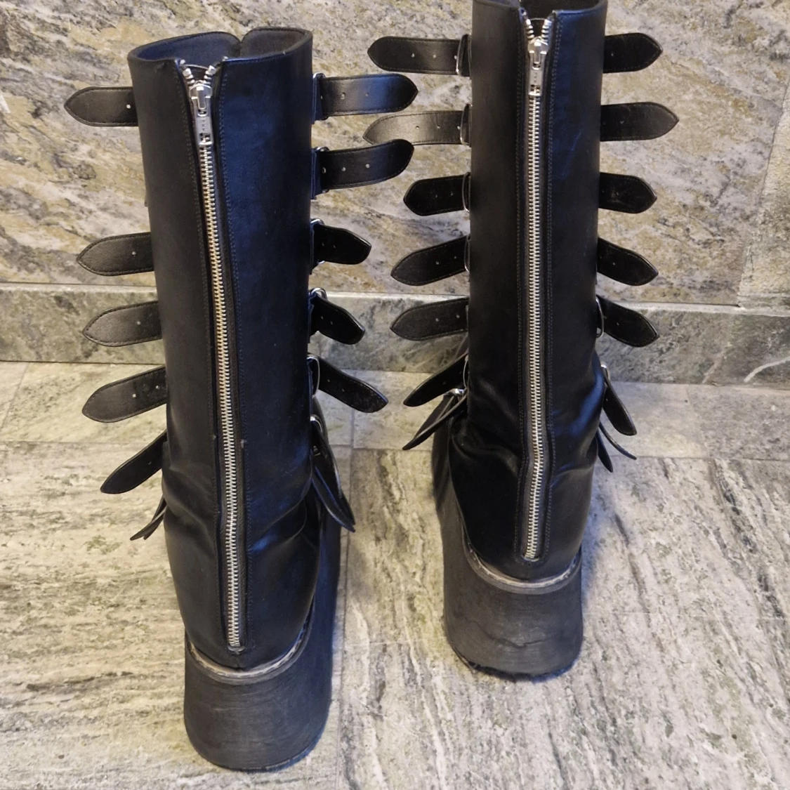 Demonias platåskor 10cm - 90