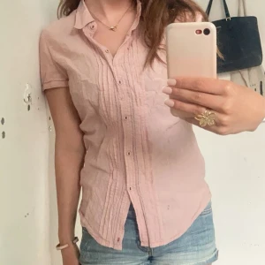 Rosa blus/kjorta 💋 - Skjorta/blus från esprit 💋 Strl S, läs gärna min bio innan köp ❤️pris kan diskuteras 