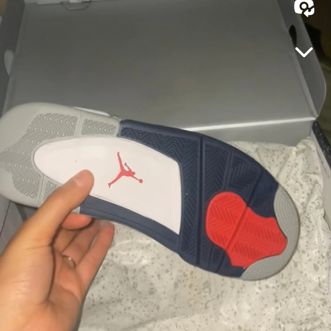 Jordans 4 midnight blue  - 90