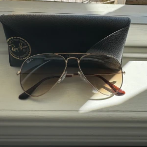 Ray-Ban Junior Aviator RJ9506S 223/T5 5013 - Aldrig använda Ray-Ban solglasögon, brun nyans