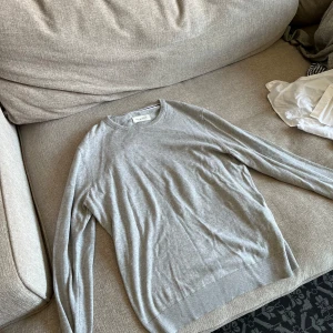 Pullover Pier One - Använd en gång, väldigt bra skick