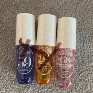 Sol de Janeiro parfym  - Säljer helt oöppnade sol de janeiro parfymer. Köpta för 300kr styck. Säljer för 200kr styck eller alla för 500kr☺️