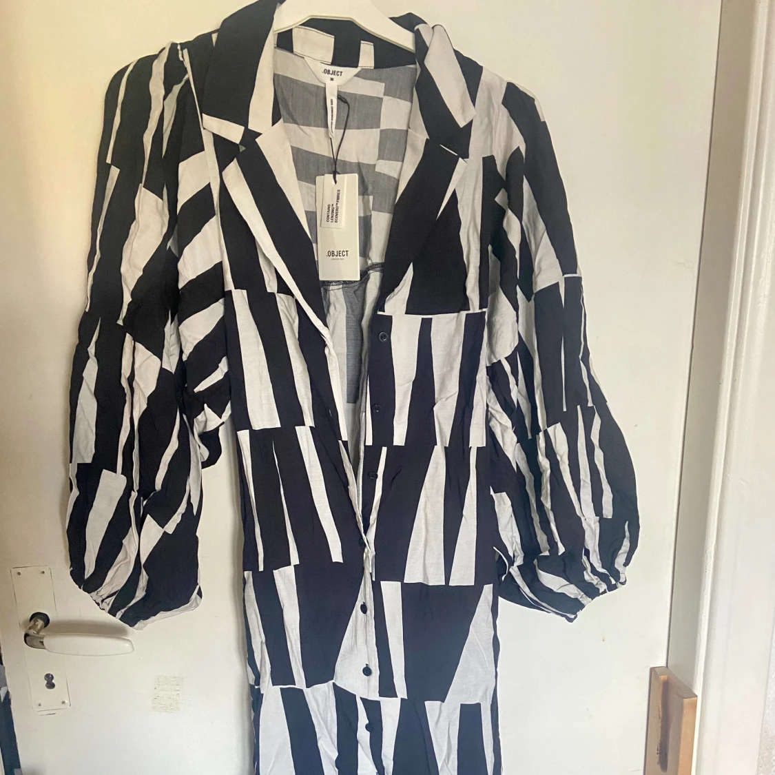 Mönstrad klänning - 90