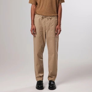 NN07 byxor  - Sjukt fina byxor från NN07, modellen heter Jacob Draw. Nypris var ca. 2499 kr. Tunna, grym stretch. Tillverkade av 96% pima bomull. (Världens finaste bomull). Mkt fint skick, använda ca. 2-3 ggr. Inte tillräckligt baggy för min smak. 