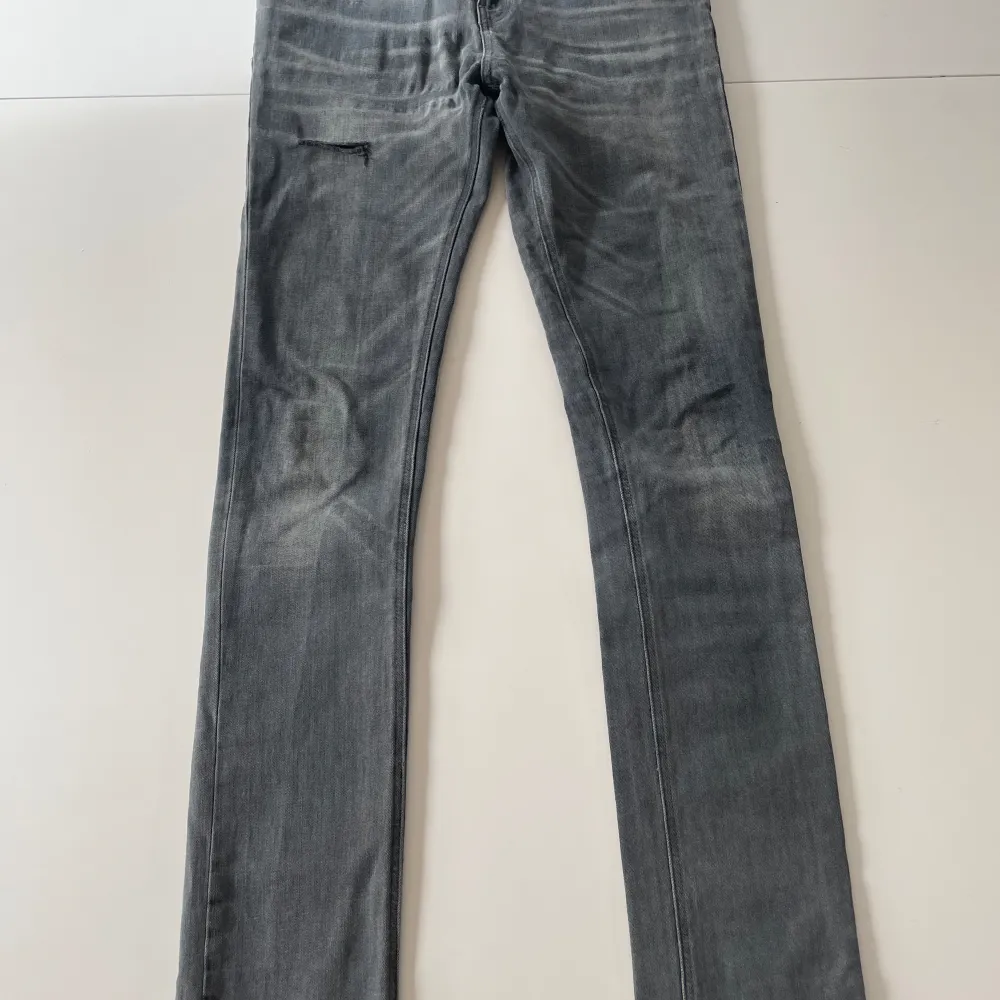Säljer dessa snygga Nudie jeans för endast 249! Storlek: 30/34. Jeans & Byxor.