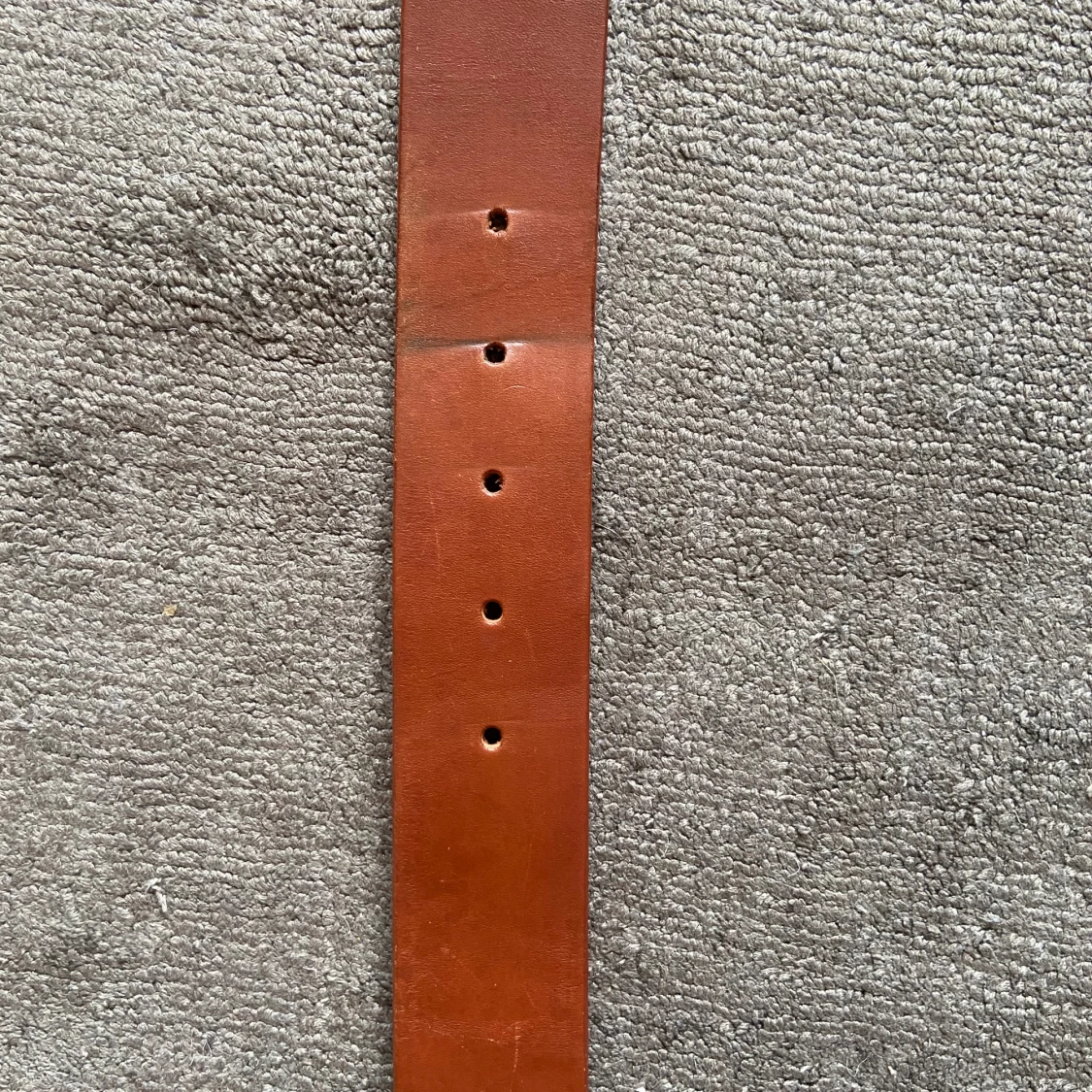 HUGO BOSS SKÄRP  - 91