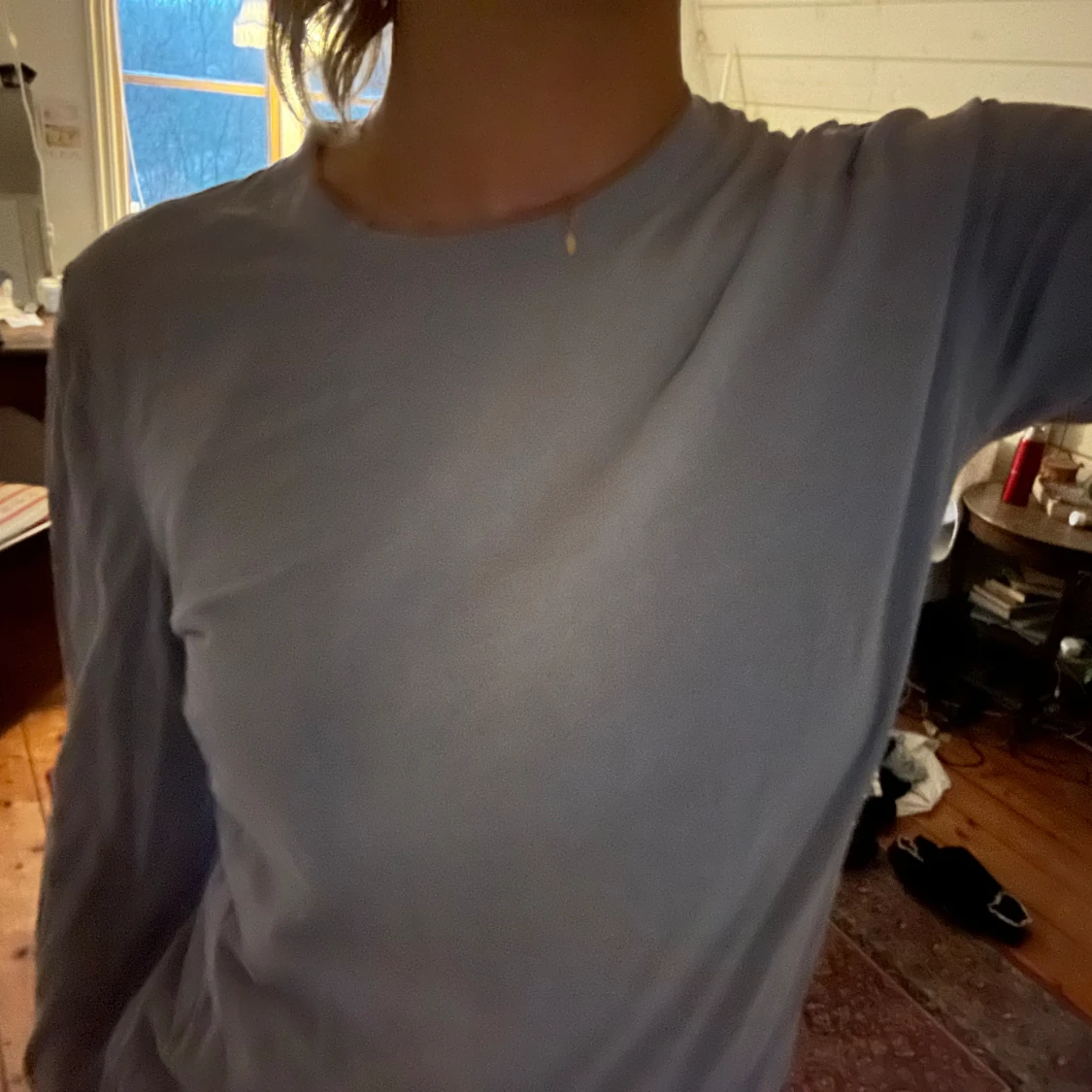 två tröjor i mesh liknande material - 91