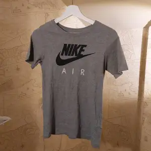 Nike air t-shirt