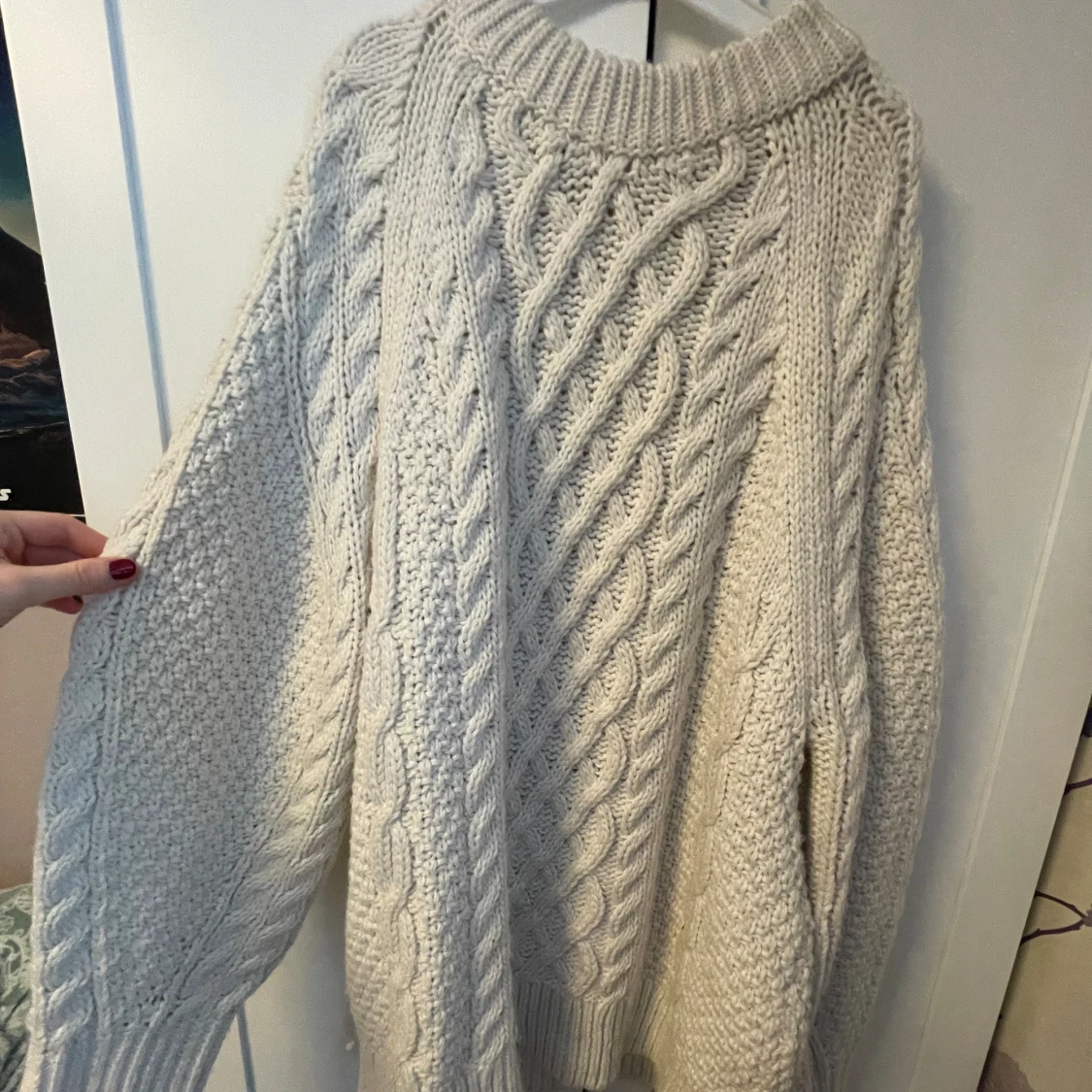 Kabelstickad tröja