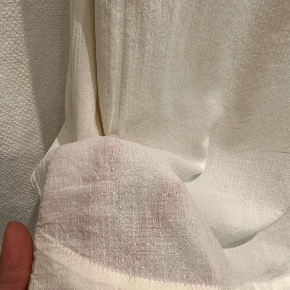 Ljus sommarklänning - 92