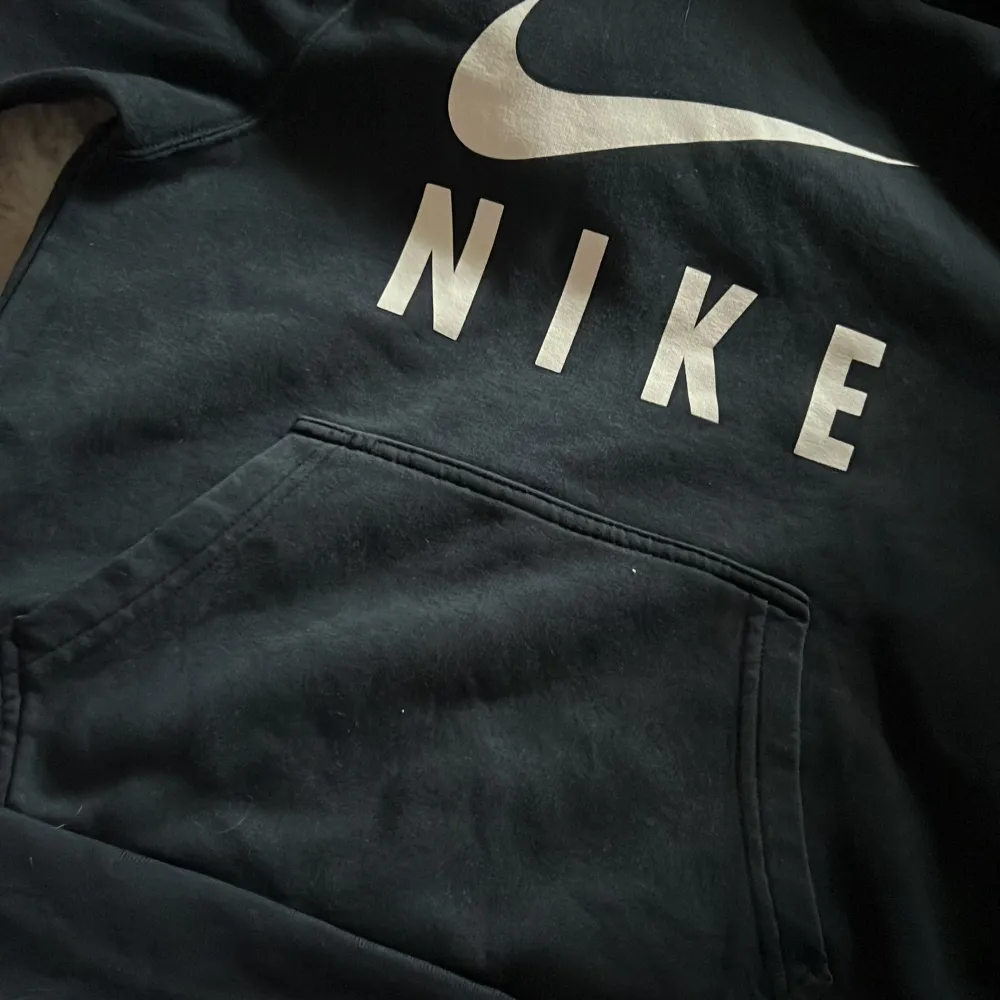Bra skick! Nike hoodie i storlek 152. Hoodies.