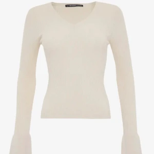 Tröja  - Från Threadbare. Köpt för 400kr o knappt använd 