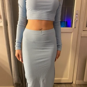 gulligt sett  - använt några få gånger men ser helt nytt ut!