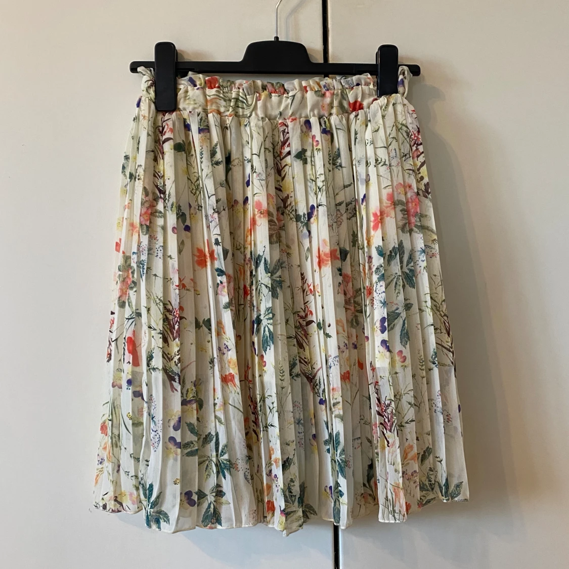 Blommig kjol 🌺 - 90