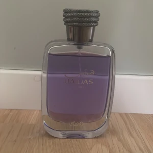 100ml rasasi hawas - 100ml rasasi hawas! Skulle gissa på cirka 90ml kvar. Kom med byten 😀