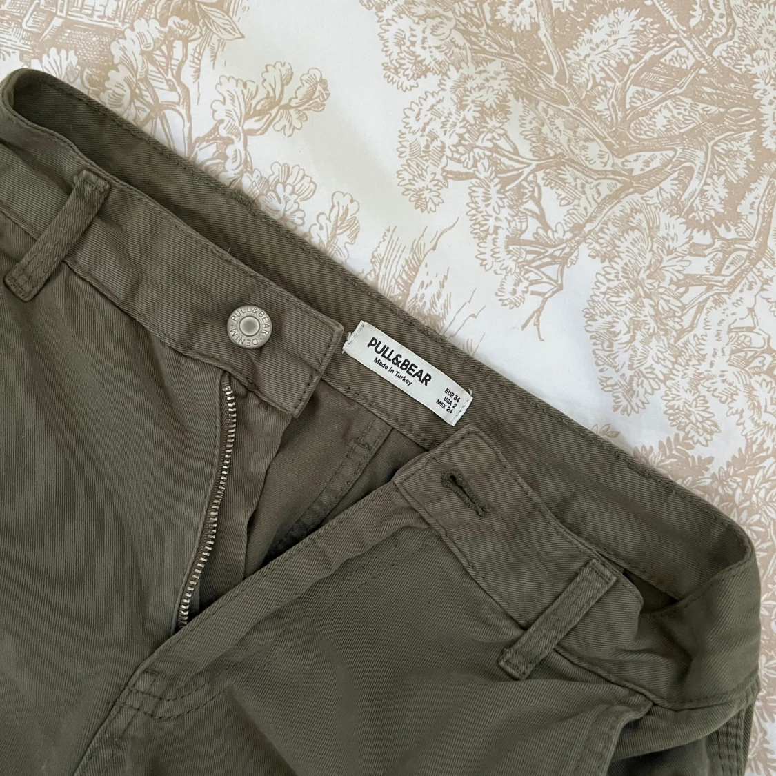 Olivgröna cargopants - 91