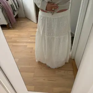 Super fin kjol perfekt till sommaren!!