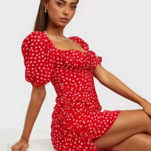 Adoore Palermo dress - Använd två gånger, storlek 40