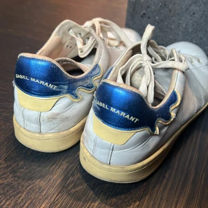 Isabel Marant Sneakers - Sneakers från Isabel Marant, välanvända💙