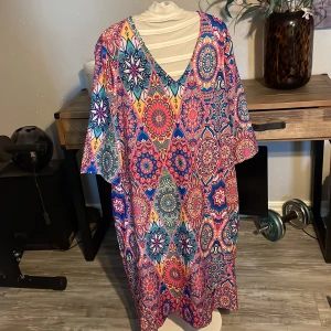 Klänning  - En klänning i storlek 3XL men mer som en liten XL. 