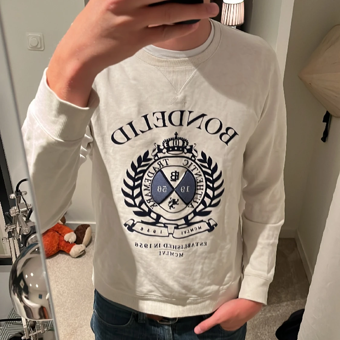 Collegetröja med brodyr - 59