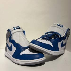 Hej nu säljer jag mina Nike air Jordan 1985, skicket på dessa skor är helt sprillans nya aldrig använt. | nypris runt 2500kr | (vita snören kommer med)