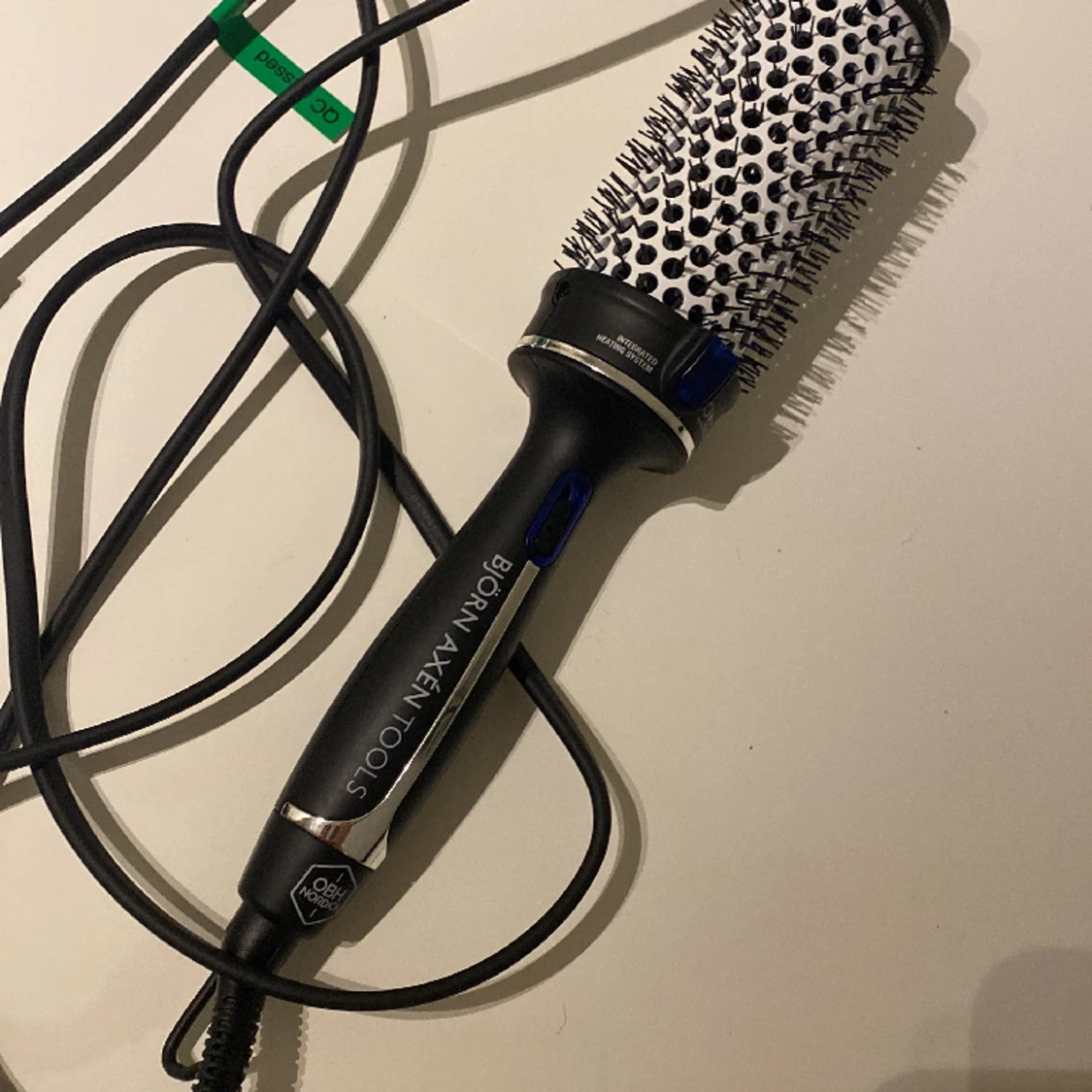 Stylingborste som ger stora lockar & glans - 90