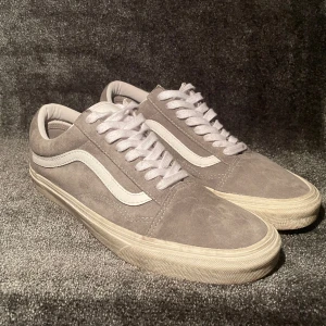 Vans - | Vans skor | Storlek: 42 1/2 | Skick 8/10 | Pris: 399 |