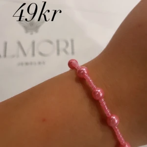 Armband  - Handgjort armband 🩷