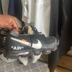  Nike vapormax - Storlek 43 men passar mig som har 43.5