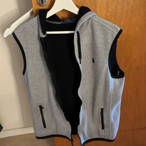 Ralph lauren väst  - Sällsynt väst från Ralph lauren 9/10 skick 