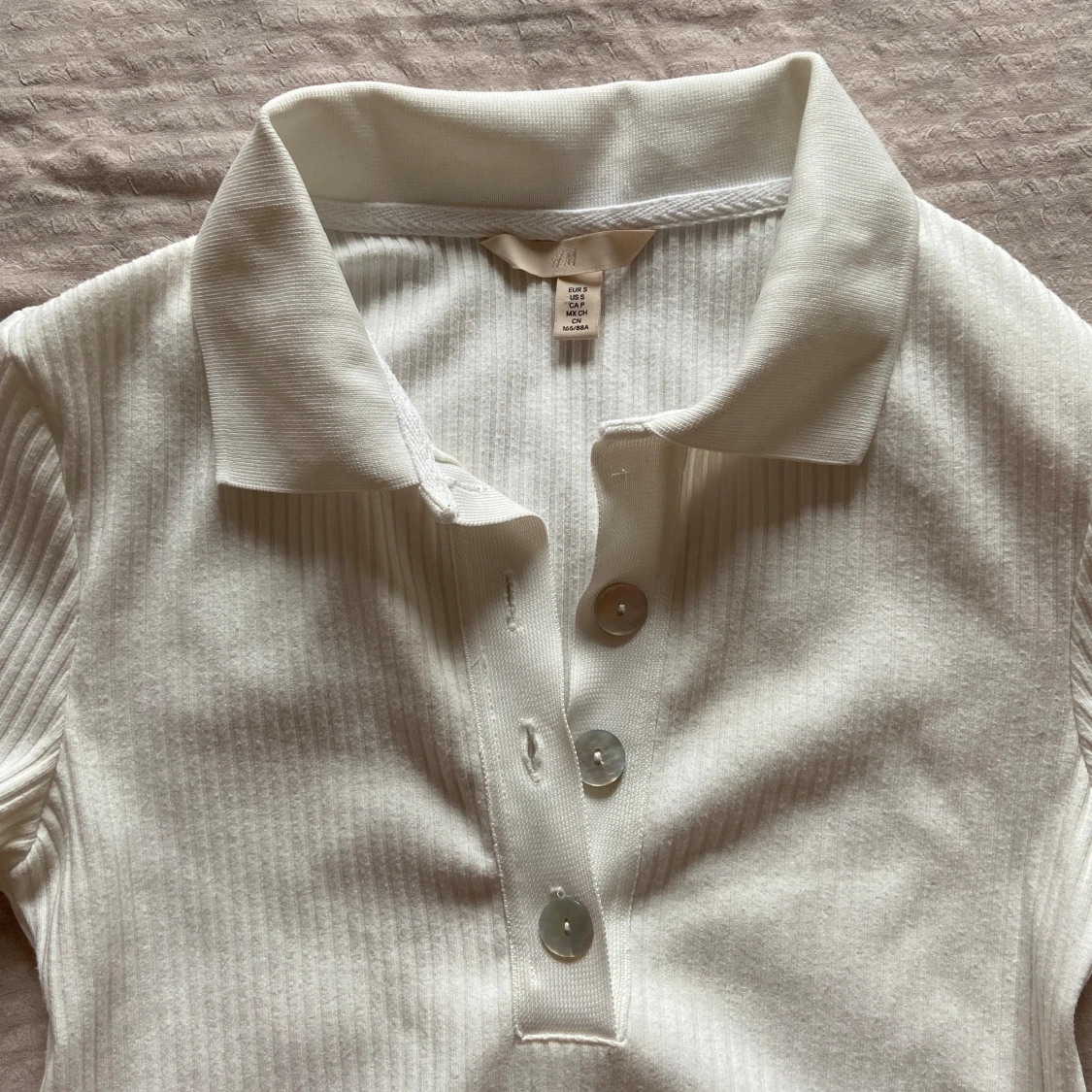 Ribbad pikétröja - 91