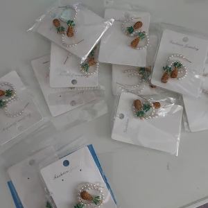  11  Beach Accessories  - De är nu,du har 11beach accessories🍍. 