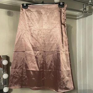 Satinkjol - Superfin satinkjol i storlek s