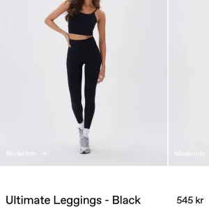 Träningstights - Fina träningstights från märket adanola. Leggingsen är endast använda ett fåtal gånger och i mycket fint skick. (Nypris ca 700kr med frakt)🤍