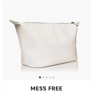 Caia necessär - Necessär från caia, helt ny i förpackning 🩷 Nypris 325