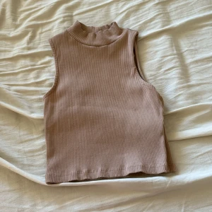 Linne - Storlek: M/L Fint skick