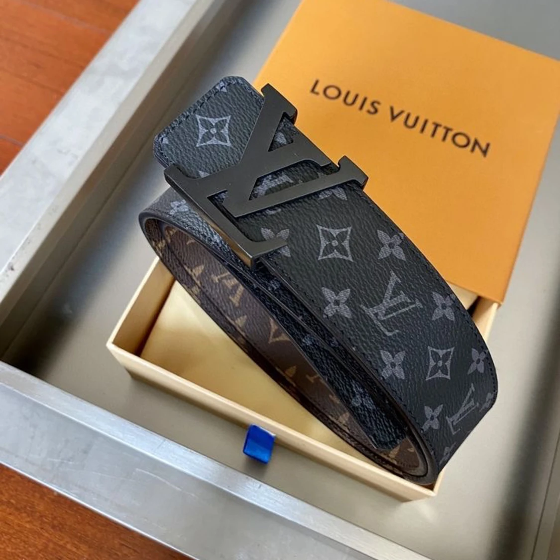 Louis Vuitton bälte
