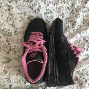 Nike air skor - Super snygga nike airs i bra skick