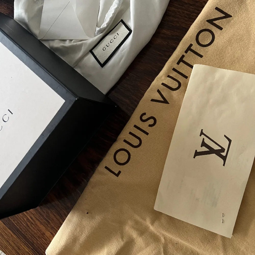 Louis Vuitton neverfull säljes pga att den inte kommer till användning :) sparsamt använd och mycket fint skick!. Väskor.