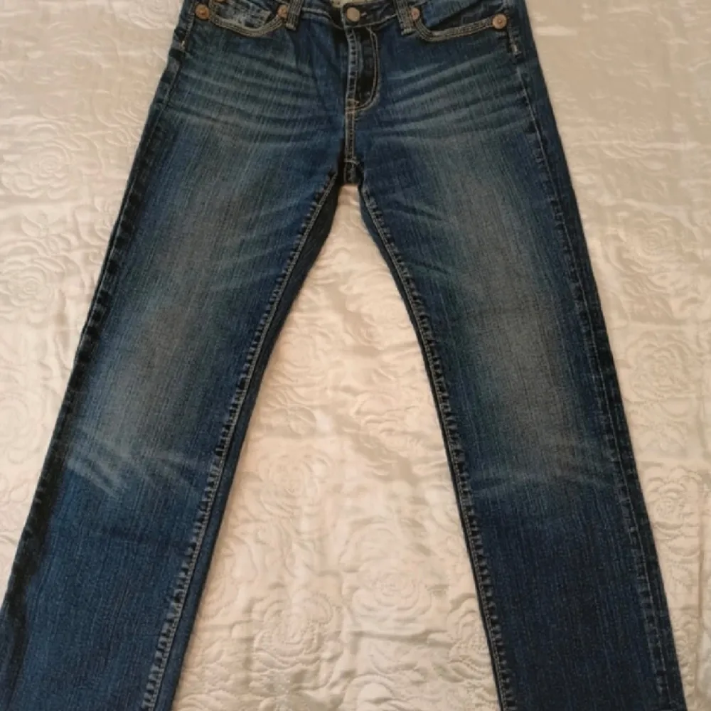Blue fire jeans, storlek 38, slim fit. Jeans & Byxor.