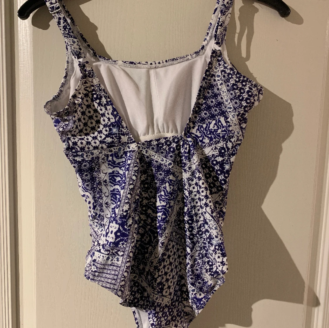 Aldrig använd baddräkt  - 90