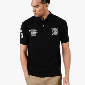 Piké tröja  - Storlek S Väldigt bra skick 