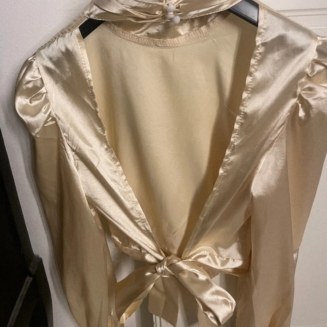 Guldig/champangefärgad blus - 90
