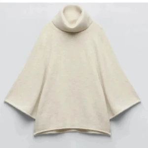 Tröja från zara  - Jätte fin o populär tröja från zara. Säljs inte löngre. Skriv för egna bilder!❤️